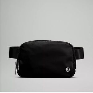 NWT Lululemon Black Everywhere Belt Bag